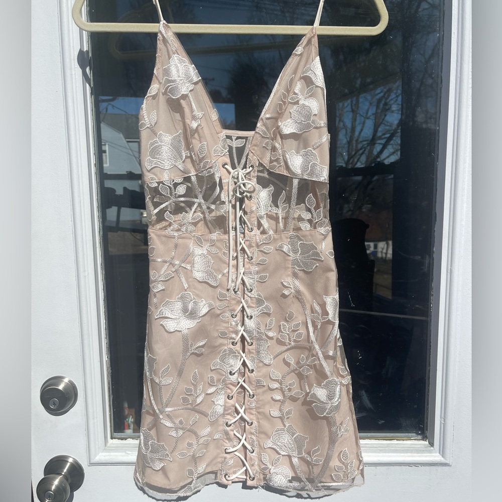 Tobi floral embroidered white and nude corset mini dress